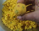 चैरी बेसन लड्डू (cherry besan ladoo recipe in Hindi) रेसिपी चरण 2 फोटो