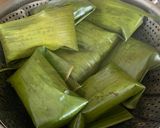 Foto langkah ke 7 dari resep 11. Nagasari - Ikon Kuliner Indonesia.
