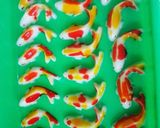 Foto langkah ke 6 dari resep Puding ikan koi.