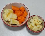 รูปขั้นตอนการทำที่ 1 ของ ซี่โครงหมูตุ๋นสับปะรด