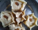 A picture of step 6 of Sooji halwa with rabri.