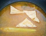 Foto langkah ke 5 dari resep Gulai Kenikir Tahu.