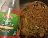 Foto del paso 8 de la receta Fideos de arroz salteados con ternera y verduras a la corcuma