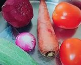 A picture of step 1 of Mix salad.