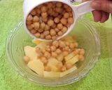 A picture of step 3 of Pani Wali Chat.