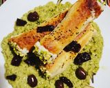 Foto del passaggio 3 della ricetta Cannoli di cavolfiore pistacchio, su letto di broccolo acciughe