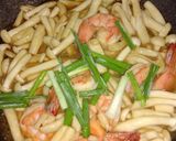 รูปขั้นตอนการทำที่ 4 ของ กุ้งผัดน้ำมันหอย (Stir Fry Shrimp with Oyster Sauce)
