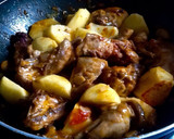 Foto del paso 2 de la receta: Patatas con conejo y setas