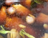 รูปขั้นตอนการทำที่ 3 ของ ไก่ต้มน้ำปลา