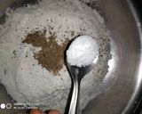 उड़द दाल कचौड़ी (Urad dal kachodi recipe in Hindi) रेसिपी चरण 1 फोटो