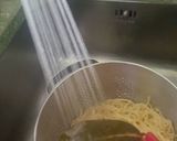 Foto del paso 7 de la receta Tallarines fritos con gambas en salsa de soja