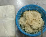Gambar langkah 2 resipi Apam pisang.