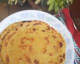 A picture of step 6 of Makai ki roti.