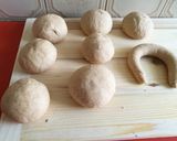 Teljes kiőrlésü zsemle recept fázis 2 fotója