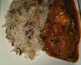 A picture of step 3 of Garlic chicken wings with chineese rice.