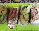 Foto del paso 2 de la receta: Bikini de atún y aguacate
