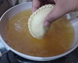 Foto langkah ke 6 dari resep Karipap Pusing.