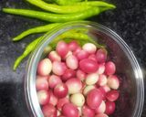 A picture of step 1 of Karonda pickle.