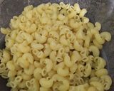 A picture of step 1 of Thousand island dressing pasta salad.