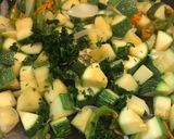 Foto del paso 5 de la receta: Zupa di fiori di zucca (sopa de flores de calabaza)