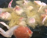 Hình bước làm 1 của món Cánh gà chiên nước mắm