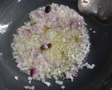 A picture of step 1 of Hadrabadi green chicken.