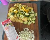 Une image de l'étape 1 de Tourte aux deux courgettes 🥧🥧🥧.