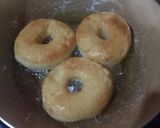 Foto langkah ke 4 dari resep Donat Empuk, Lembut dan Montok anti gagal.