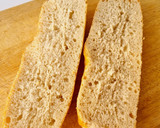 Foto del paso 2 de la receta: Pan de ajo y queso