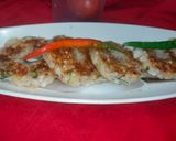 A picture of step 6 of Sago- potato meduvada..