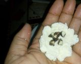 A picture of step 8 of Choco stuffed rasgulla.