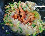 Foto langkah ke 3 dari resep Ikan Asin Tenggiri & Kembang Tahu Masak Tauco.