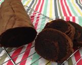 Foto langkah ke 5 dari resep Chocolate Fudge Roll.
