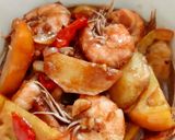 Foto langkah ke 3 dari resep Udang Kentang saus Lada Hitam.