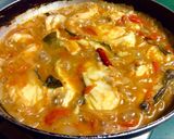 Foto del paso 6 de la receta: Cazuela de bacalao fresco con cebolla, tomate y vino tinto