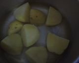 Foto langkah ke 1 dari resep Stik Kentang Keju.