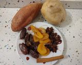 Foto del paso 3 de la receta: Paletilla de cordero asada con salteado de patata, boniato y frutos secos