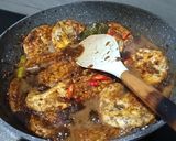 Foto langkah ke 2 dari resep Semur telor tempe.