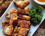 รูปขั้นตอนการทำที่ 5 ของ หมูกรอบอบลม #อาหารไทยง่ายๆ