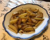 Une image de l'étape 7 de Pommes de terre sautées au saindoux et romarin.