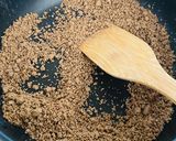 Hình bước làm 4 của món Muối mè rong biển rắc cơm ngon tuyệt!
