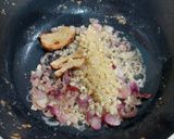 Foto langkah ke 2 dari resep Soun Goreng Kulit Melinjo.