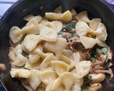 A picture of step 12 of Creamy Farfalle Pasta with Mushroom & Spinach.