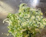 Foto langkah ke 2 dari resep Orak Arik Pare Celery.