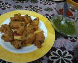 A picture of step 1 of Onion Pakoda.