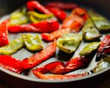 Hình bước làm 2 của món 🌱 Ớt Chuông Nướng Lò Điện (Vegan)