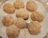 Foto del paso 4 de la receta: Pastelitos de chipirones y gambas en salsa con patatas