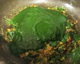 A picture of step 6 of Lasooni Palak.