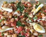 Foto del paso 2 de la receta: Ensalada de Alubias blancas de bote
