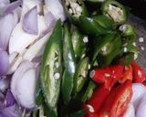 Foto langkah ke 2 dari resep Oseng cumi pete cabe Ijo (oscupejo).